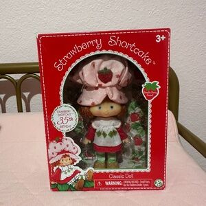 Strawberry Shortcake 35th birthday doll